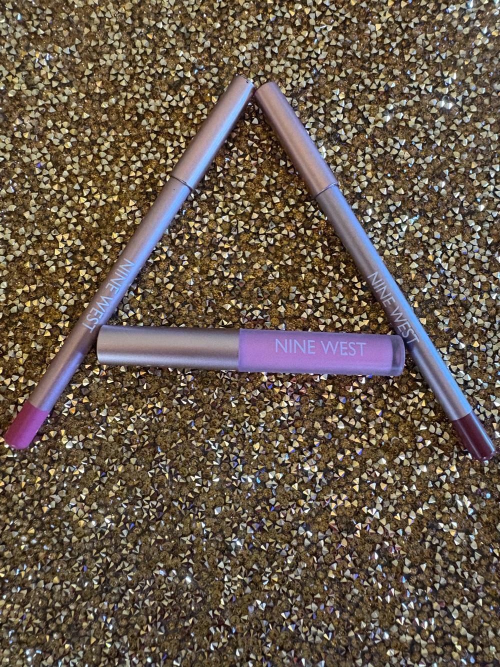 Nine West NWT Pink Lipstick and 2 Lips Liners Duo, Orchid and Dahlia Set of 3.